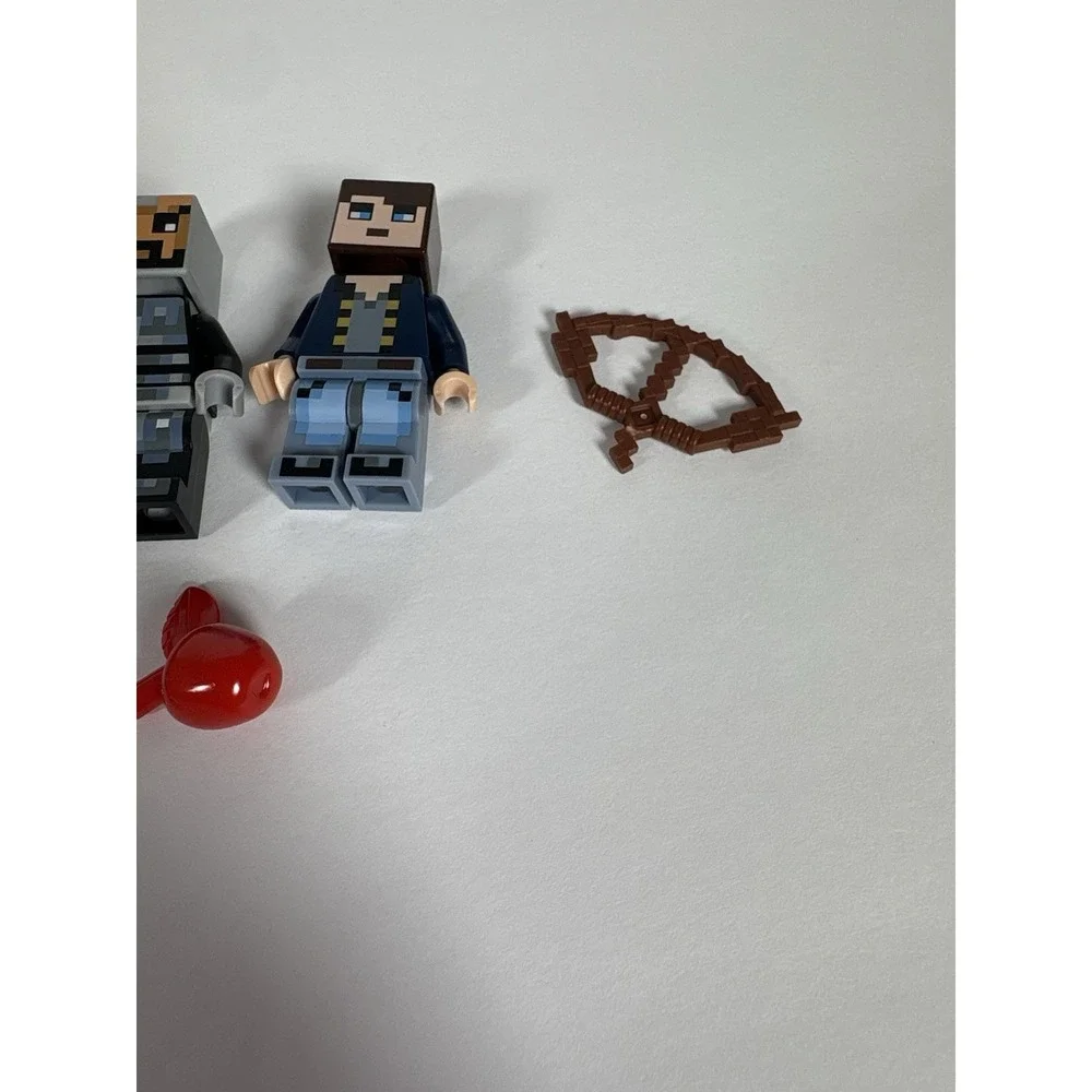 LEGO Minecraft Minifigure Lot Steve Characters TNT Weapons Bow Sword Axe Genuine